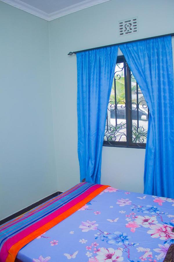 New Dream House Bed & Breakfast อารูชา ภายนอก รูปภาพ