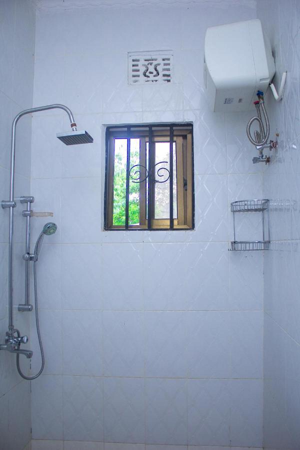 New Dream House Bed & Breakfast อารูชา ภายนอก รูปภาพ