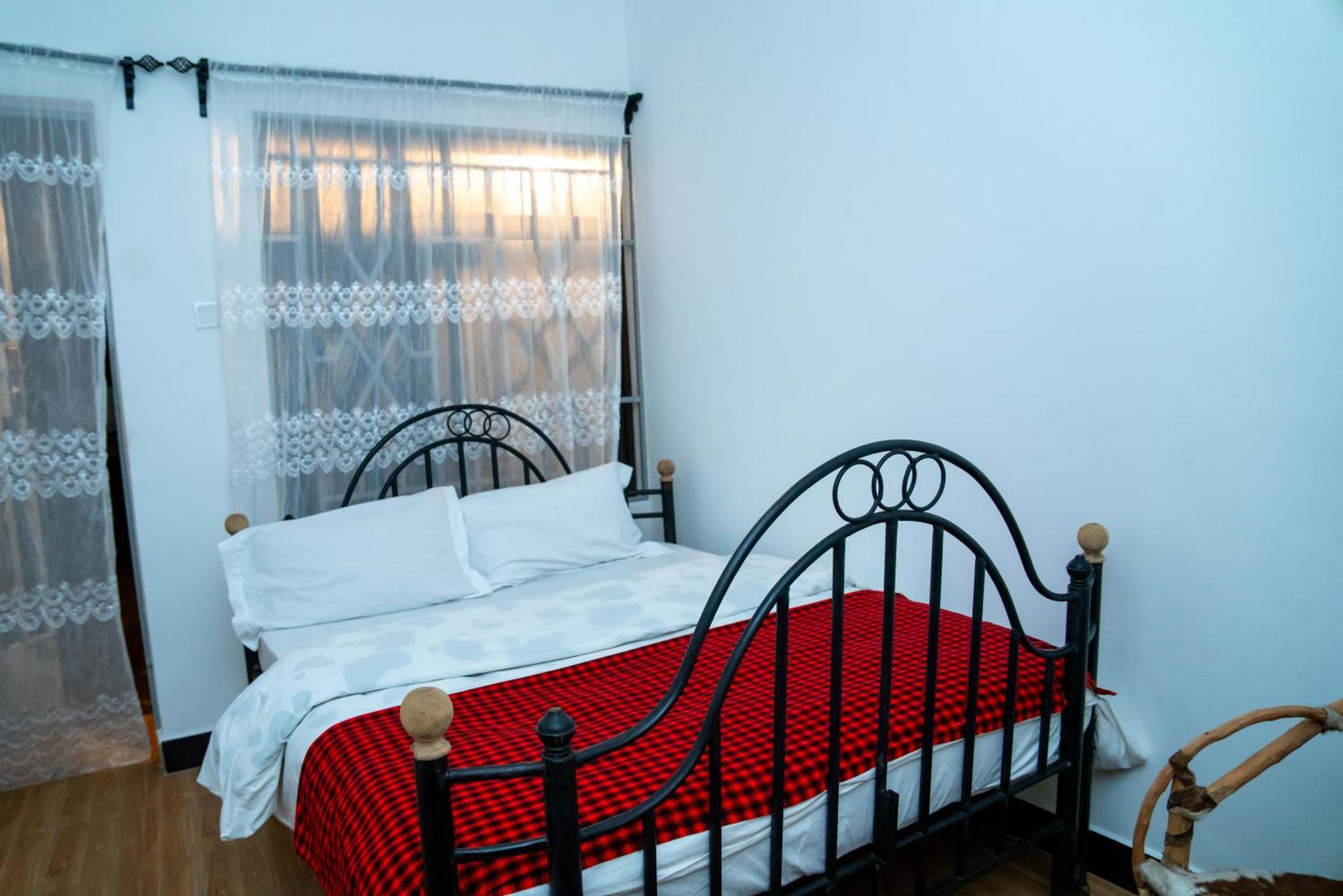 New Dream House Bed & Breakfast อารูชา ภายนอก รูปภาพ