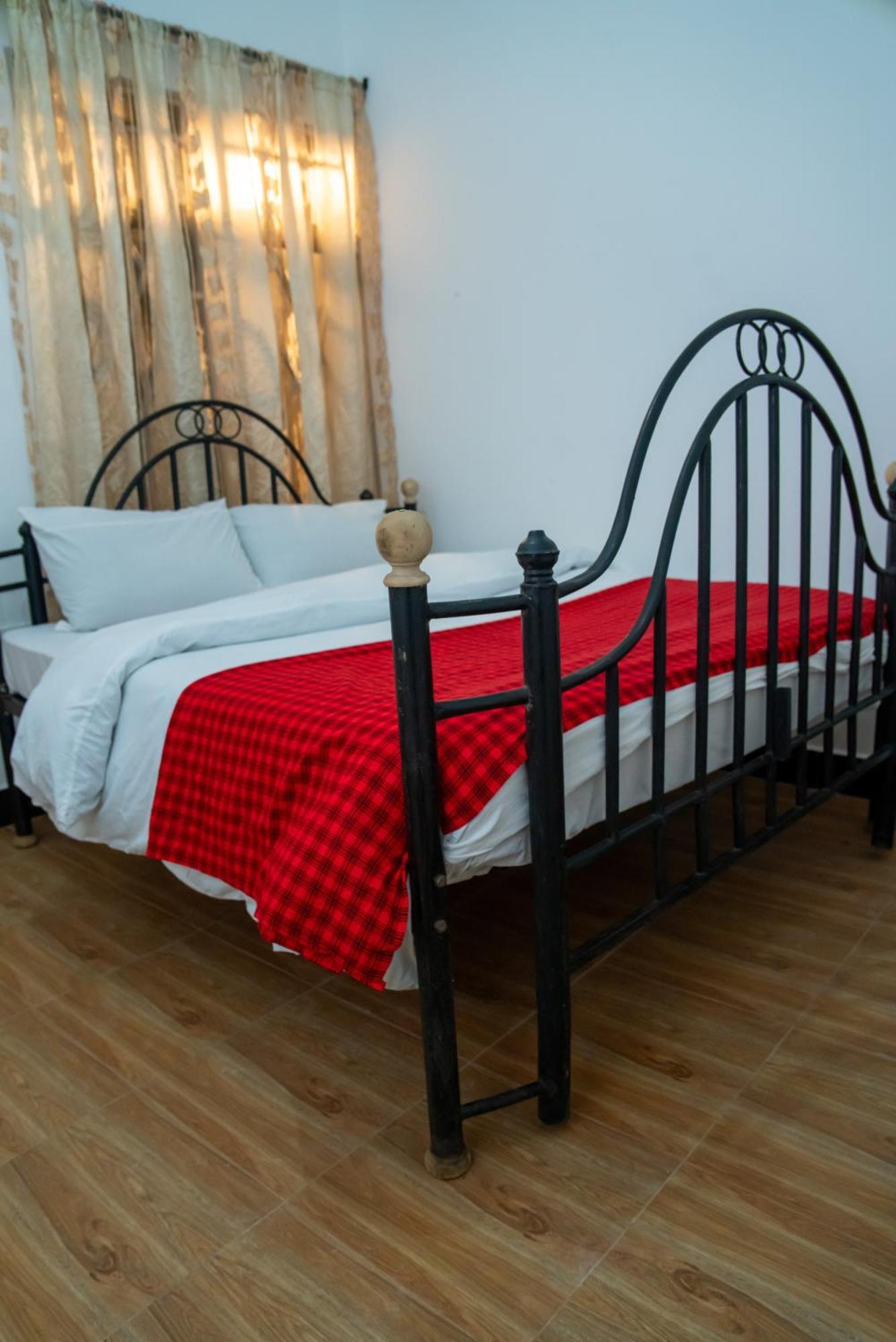 New Dream House Bed & Breakfast อารูชา ภายนอก รูปภาพ