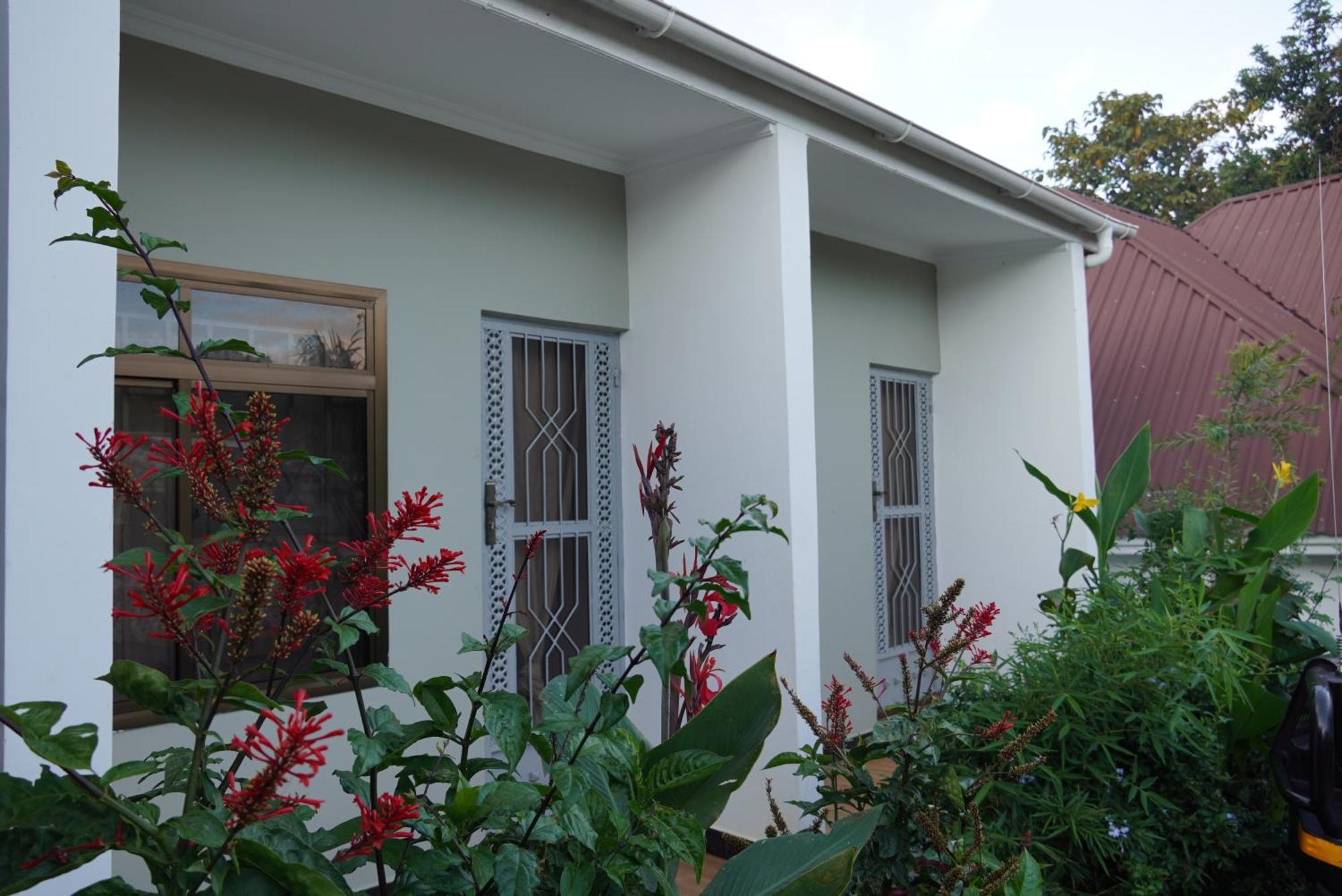 New Dream House Bed & Breakfast อารูชา ภายนอก รูปภาพ