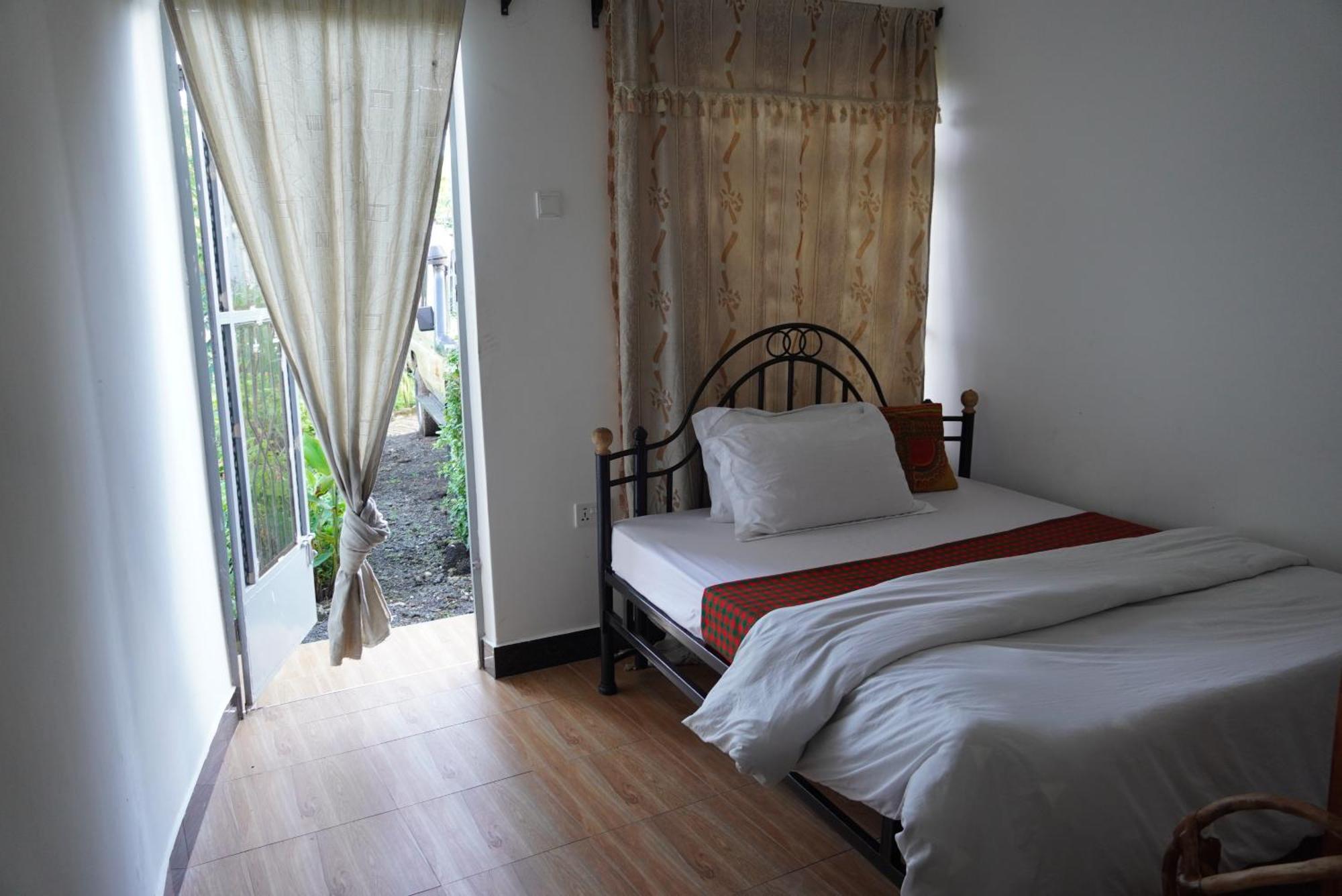 New Dream House Bed & Breakfast อารูชา ภายนอก รูปภาพ
