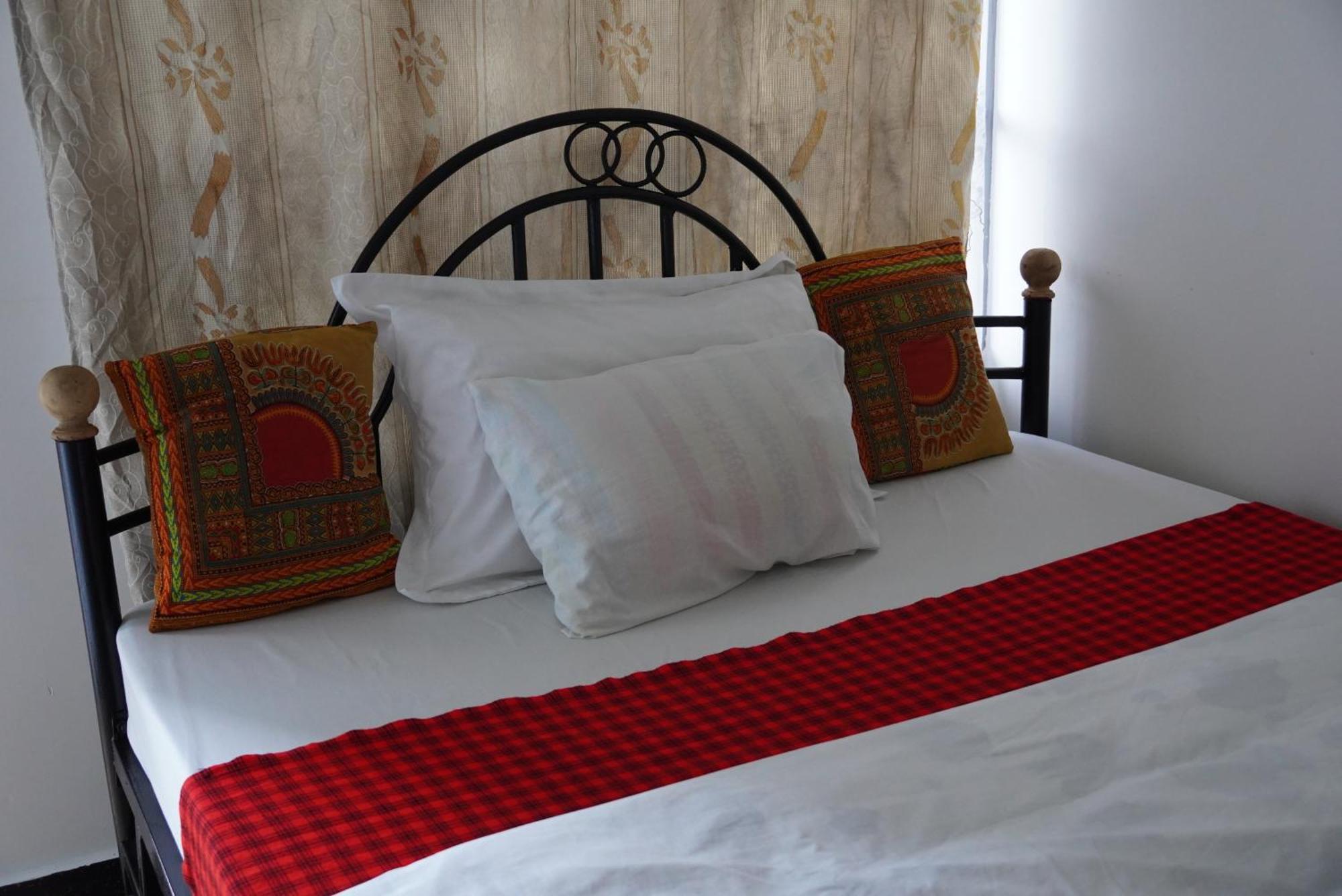New Dream House Bed & Breakfast อารูชา ภายนอก รูปภาพ